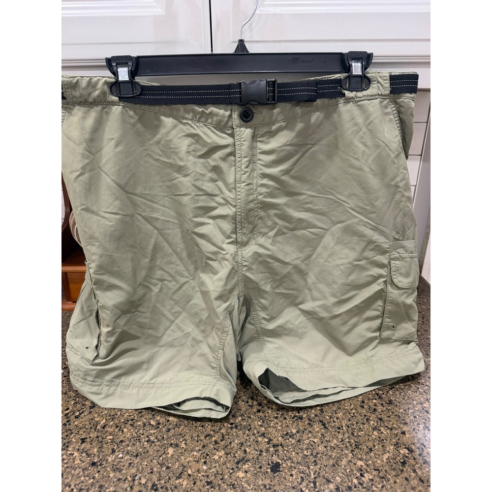 Magellan Outdoors Fish Gear Mens 3XL Sage Green Cargo Fishing Shorts MagRepel 7"